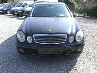 Gebraucht Mercedes E220 150 PS (110 kW) 2006 Schwarz Limousine