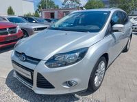 Gebraucht Ford Focus Titanium 125 PS (91 kW) 2013 Silber Limousine