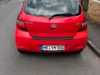 Gebraucht Hyundai i20 77 PS (56 kW) 2009 Rot Kleinwagen