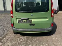 Gebraucht Renault Kangoo Expression 106 PS (77 kW) 2009 Grün Van / Kleinbus