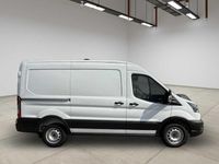 Gebraucht Ford Transit Basis 105 PS (77 kW) 2025 Weiß Limousine