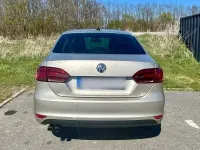 Gebraucht VW Jetta Life 122 PS (89 kW) 2014 Beige Limousine