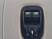 Gebraucht Peugeot Expert 94 PS (69 kW) 2006 Weiß Van