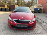 Gebraucht Peugeot 308 Access 82 PS (60 kW) 2015 Rot Limousine