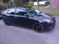 Gebraucht Ford Focus 101 PS (74 kW) 2010 Schwarz Kleinwagen