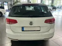 Gebraucht VW Passat Comfortline 150 PS (110 kW) 2019 Weiß Kombi