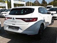 gebraucht Renault Mégane IV MéganeBOSE-Edition 1.3 TCe 140 EU6d-T NAVI+SHZ+PDC+RfK Weitere Angebote