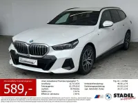 Gebraucht BMW 540 M Sport 286 PS (210 kW) 2025 Mineralweiss metallic Kombi