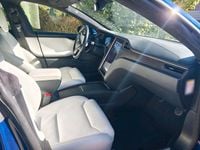 Second-hand Tesla Model S 567 kW (772 CP) 2019 Albastru Hatchback