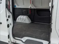 Gebraucht Renault Trafic 145 PS (106 kW) 2020 Weiß Van / Kleinbus