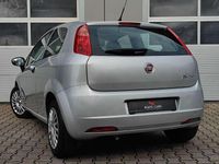 Gebraucht Fiat Grande Punto Pop 69 PS (50 kW) 2013 Reflexsilber Kleinwagen