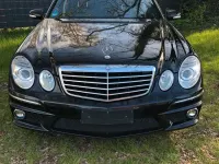 Używany Mercedes E500 Avantgarde 387 KM (284 kW) 2008 Czarny Kombi