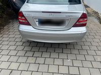 Gebraucht Mercedes C180 140 PS (102 kW) 2004 Silber Limousine