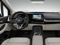 Gebraucht BMW 220 Active Tourer 156 PS (114 kW) 2025 Schwarz Van / Kleinbus