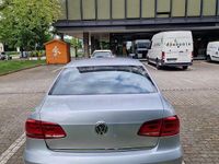 Gebraucht VW Passat 160 PS (117 kW) 2011 Grau Limousine