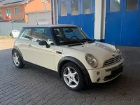 Gebraucht Mini ONE 90 PS (66 kW) 2004 Weiß Kleinwagen