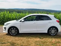 Gebraucht Kia Rio 101 PS (74 kW) 2022 Weiß Kleinwagen