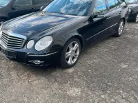 Gebraucht Mercedes E200 184 PS (135 kW) 2008 Schwarz Kombi