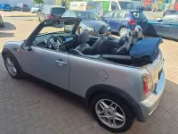 Gebraucht Mini Cooper Cabriolet 116 PS (85 kW) 2008 Pure silver (metallic) Cabrio