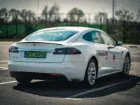 Gebraucht Tesla Model S 284 kW (387 PS) 2017 Weiß Kleinwagen