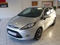 Gebraucht Ford Fiesta Champions Edition 115 PS (84 kW) 2012 Polarsilber Kleinwagen