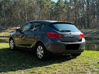 Gebraucht Opel Astra Selection 101 PS (74 kW) 2009 Grau Limousine