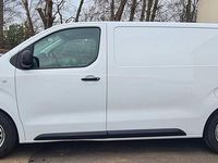Gebraucht Toyota Proace 120 PS (88 kW) 2022 Weiß Van / Kleinbus