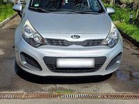 Gebraucht Kia Rio 86 PS (63 kW) 2014 Silber Limousine
