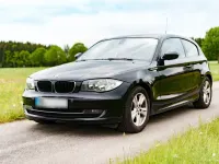 Gebraucht BMW 116 122 PS (89 kW) 2011 Schwarz Kleinwagen