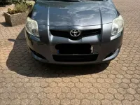 Gebraucht Toyota Auris 97 PS (71 kW) 2007 Grau Kleinwagen