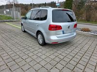 Gebraucht VW Touran Style 105 PS (77 kW) 2011 Silber Van / Kleinbus