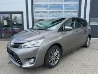Gebraucht Toyota Verso Comfort 132 PS (97 kW) 2014 Avant garde bronze Van / Kleinbus