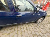 Gebraucht Dacia Sandero 75 PS (55 kW) 2009 Blau Limousine