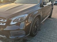 Gebraucht Mercedes GLA250 AMG line 211 PS (155 kW) 2017 Schwarz SUV