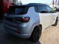Gebraucht Jeep Compass 179 PS (131 kW) 2022 Silber SUV