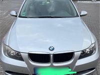 Gebraucht BMW 318 143 PS (105 kW) 2007 Silber Kombi