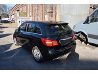 Gebraucht Mercedes B200 Urban 136 PS (100 kW) 2017 Schwarz Kleinwagen
