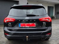Gebraucht Ford Focus 155 PS (114 kW) 2020 Schwarz Kombi