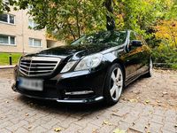 Gebraucht Mercedes E350 AMG 265 PS (194 kW) 2012 Schwarz Limousine