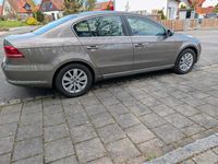 Gebraucht VW Passat 2011 Andere farben Limousine