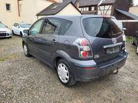 gebraucht Toyota Corolla Verso 2.2 D-CAT Sol