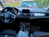 Gebraucht BMW 218 150 PS (110 kW) 2022 Weiß Van / Kleinbus