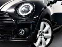 Gebraucht Mini Cooper Clubman Classic 136 PS (100 kW) 2023 Midnight black ii Kombi