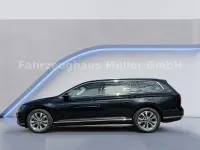 Usata VW Passat Elegance 200 CV (147 kW) 2024 Nero Station wagon