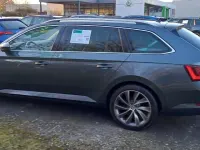 Gebraucht Skoda Superb LAURIN & KLEMENT 220 PS (161 kW) 2016 Grau Kombi