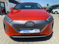 Gebraucht Hyundai Ioniq Trend 88 kW (120 PS) 2018 Phoenix orange / mic Kleinwagen