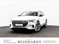Gebraucht Audi e-tron Advanced 300 kW (408 PS) 2022 Gletscherweiß metallic SUV