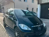 Gebraucht Mercedes A160 95 PS (69 kW) 2010 Schwarz Kleinwagen