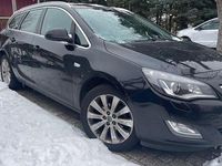Gebraucht Opel Astra Innovation 140 PS (102 kW) 2011 Schwarz Kombi