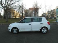 Gebraucht Skoda Fabia Classic 75 PS (55 kW) 2010 Weiß Limousine